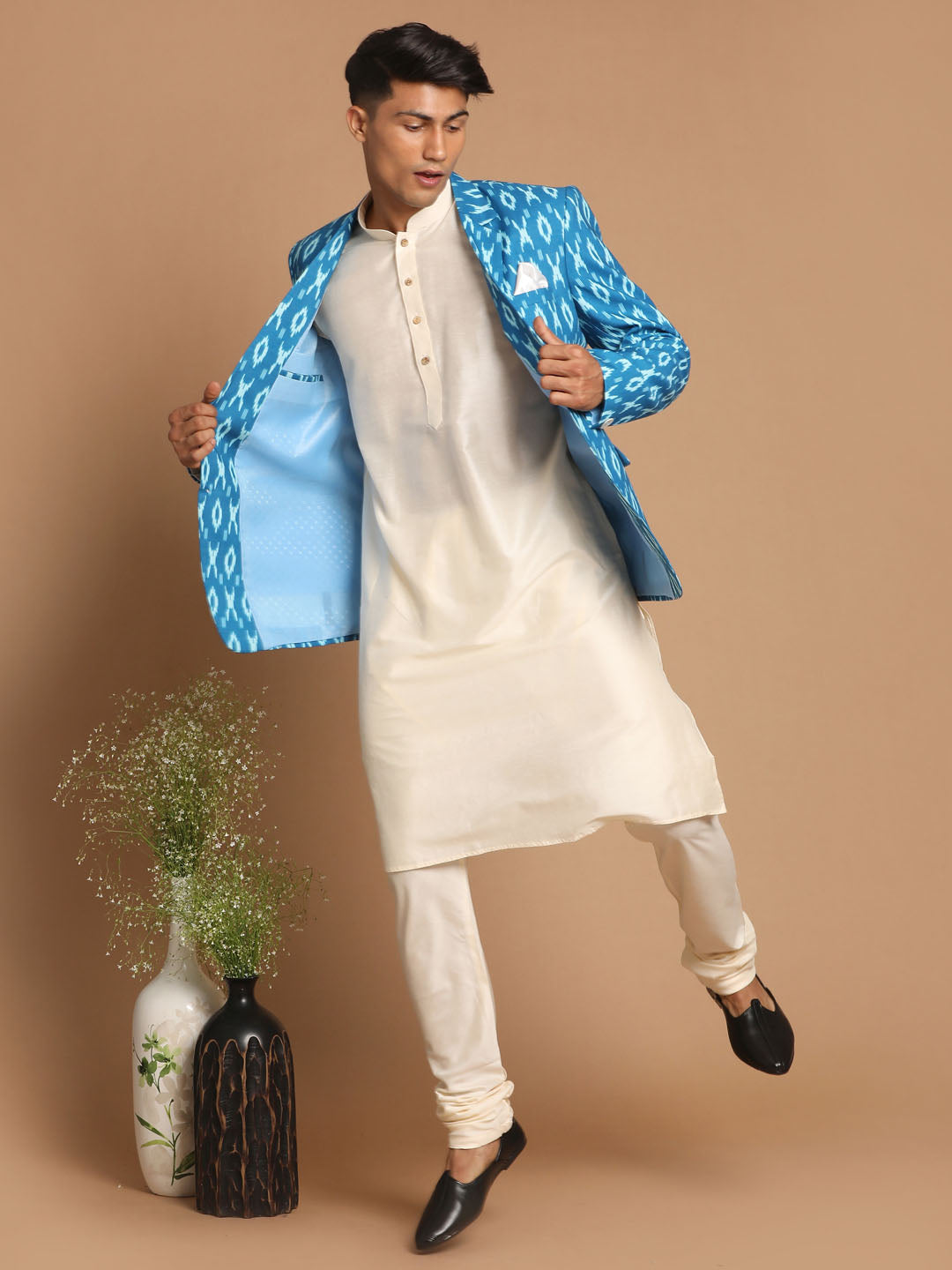 Sarvati Men's Blue Ikkat print Blazer And Kurta Pyjama set