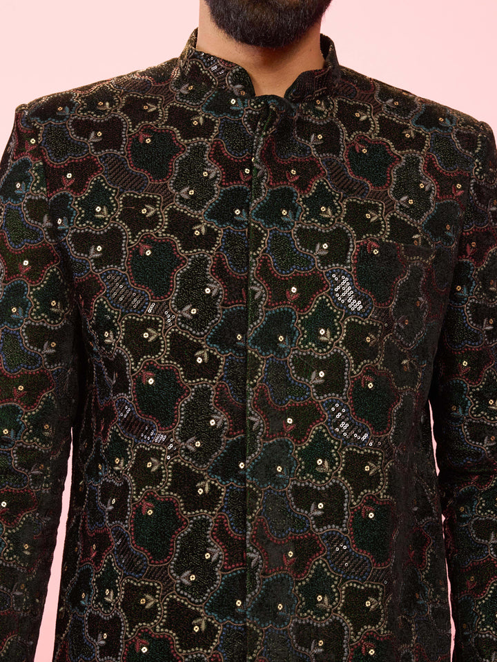 Men's Green Velvet Geometric Embroidered Indo-Western Set with Black Pant - view 2