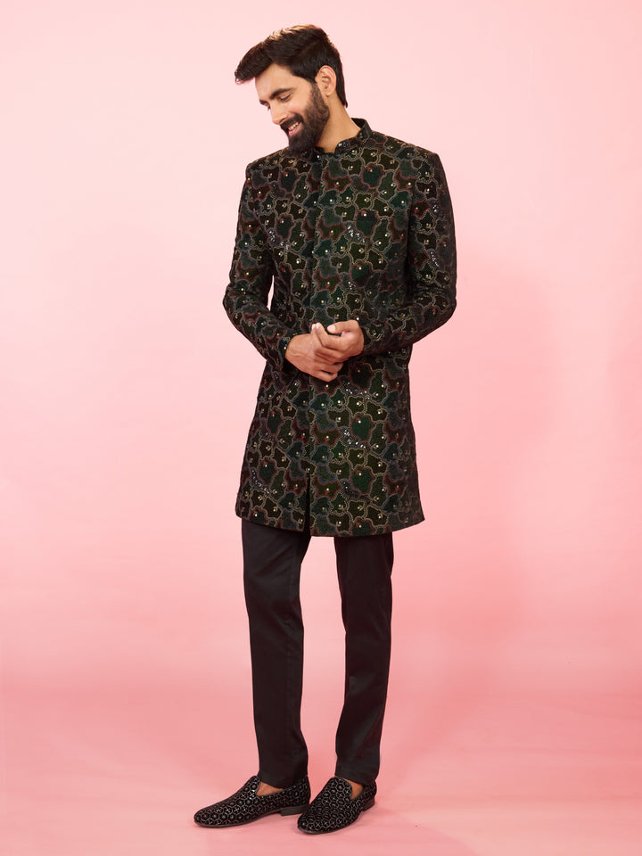Men's Green Velvet Geometric Embroidered Indo-Western Set with Black Pant - view 3