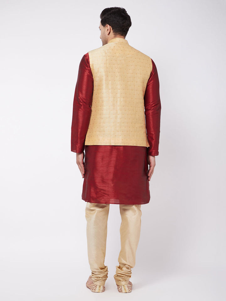 Sarvati Men's Gold Zari Weaved Jacket With Kurta Pyjama Set