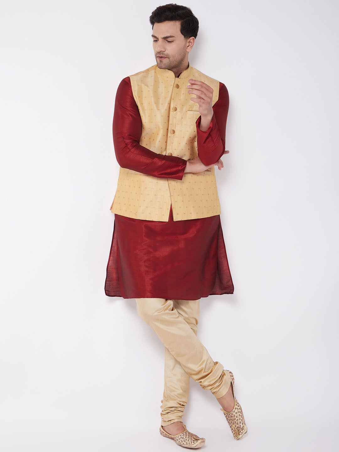 Sarvati Men's Gold Zari Weaved Jacket With Kurta Pyjama Set