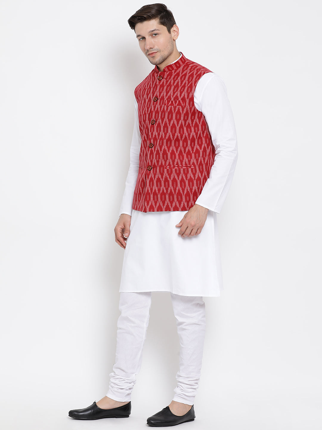 Men's White Cotton Kurta, Maroon Ethnic Jacket and Pyjama Set - view 2