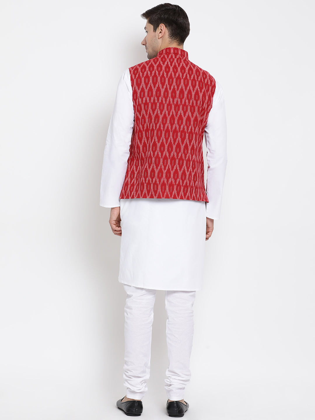Men's White Cotton Kurta, Maroon Ethnic Jacket and Pyjama Set - view 4