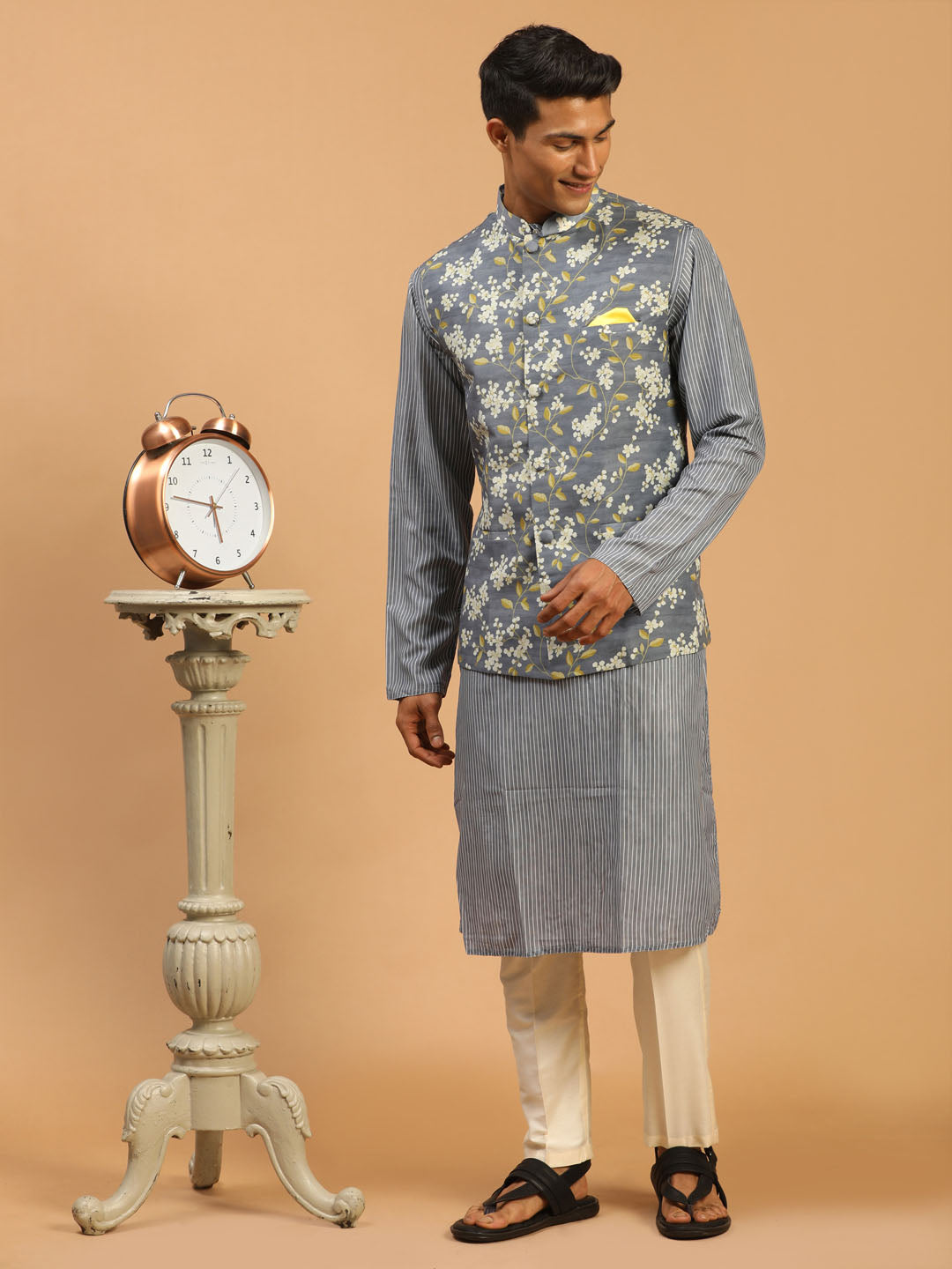 Sarvati Men's Grey Printed Nehru Jacket And kurta With Cream Viscose Pant Set