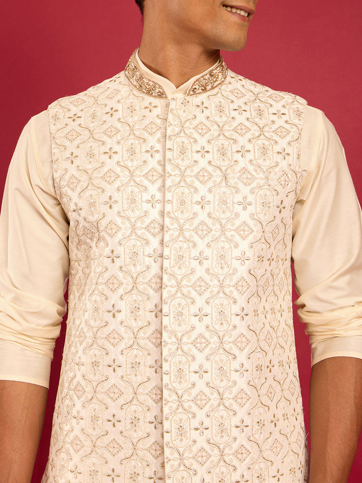 Men's White Zardozi Embroidered Nehru Jacket with Cream Silk Blend Kurta & Pant Set - view 2