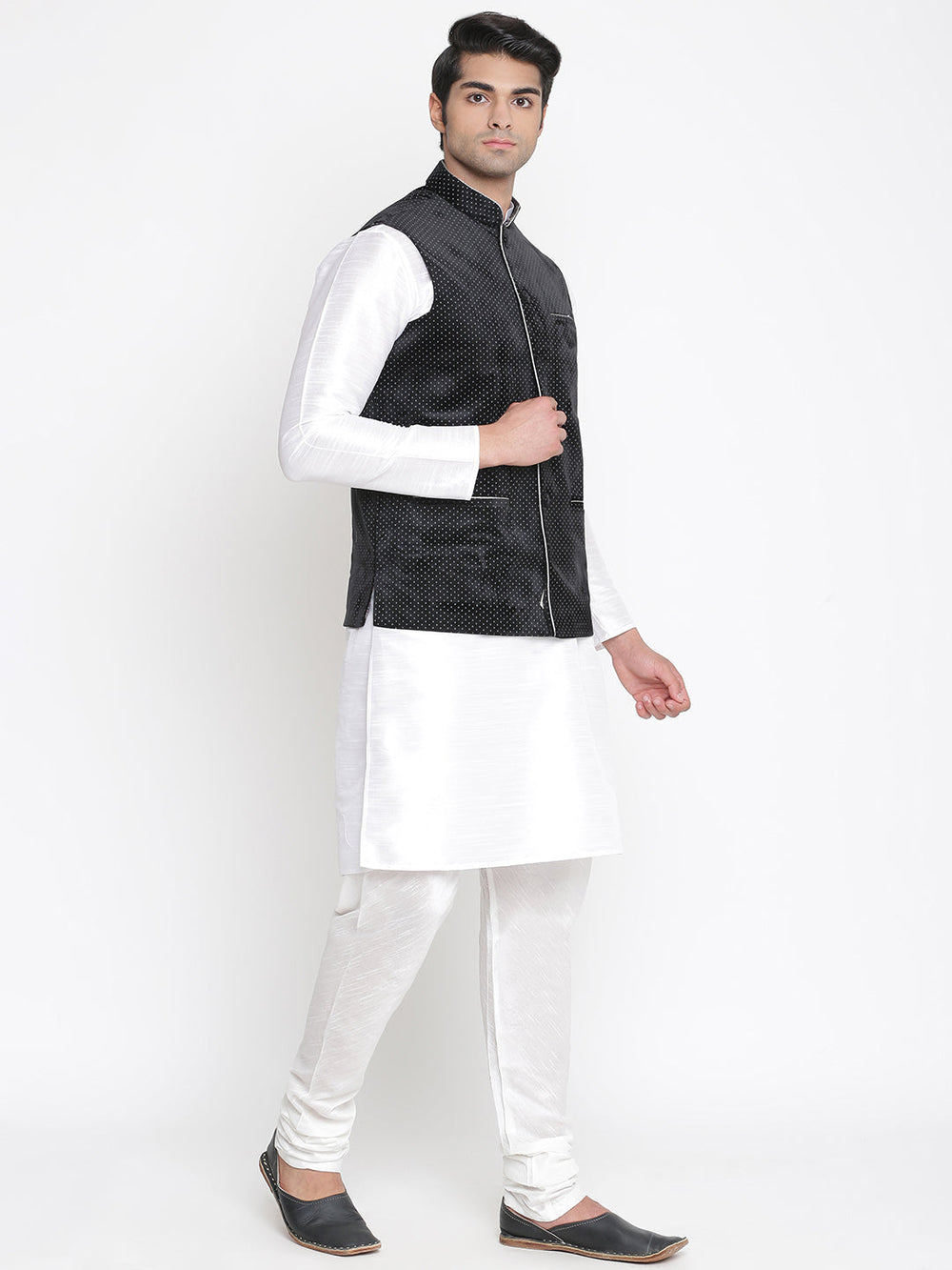 Men's Silk Blend Kurta And Pyjama With Black Polka Nehru Jacket