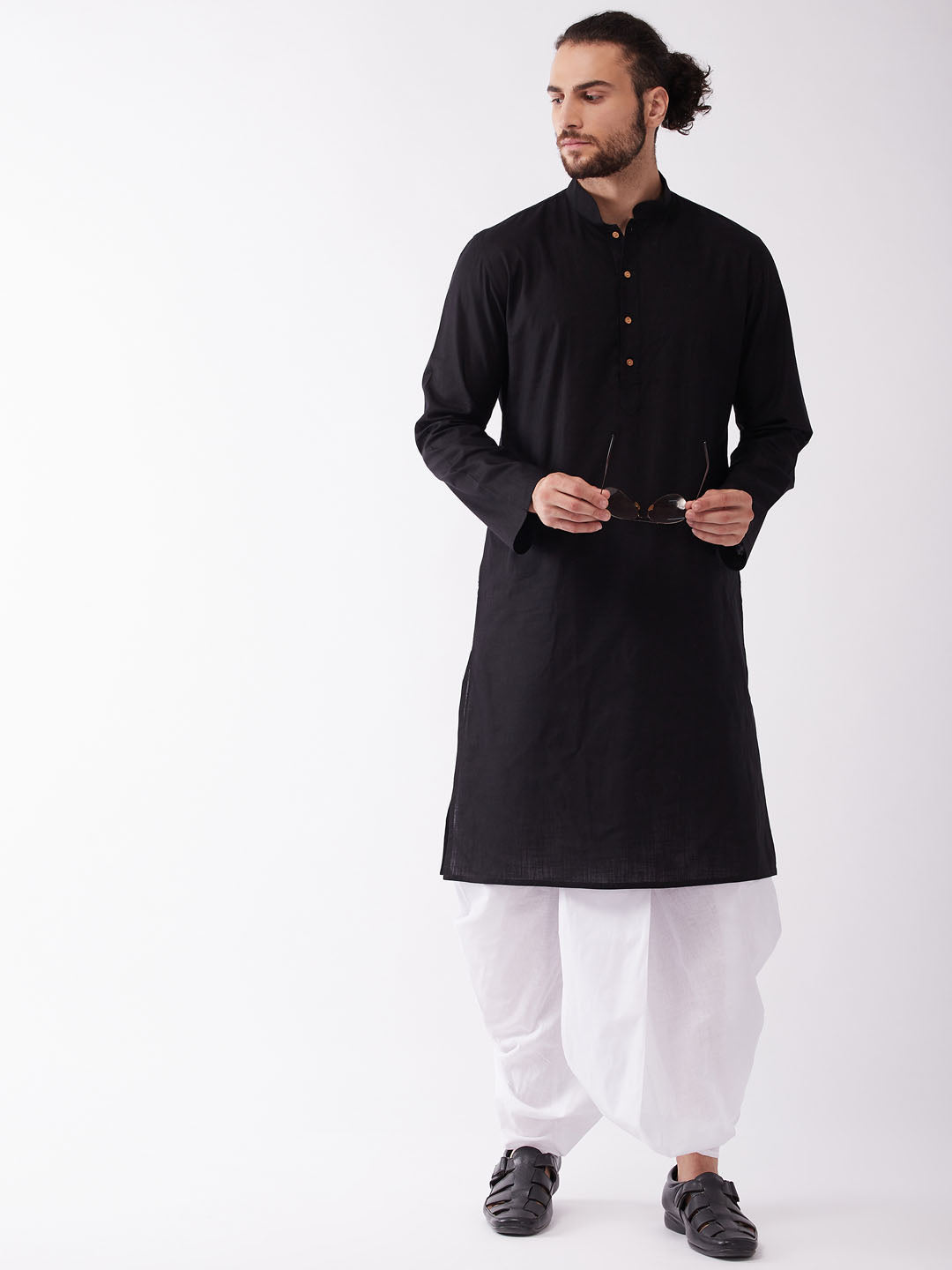 Sarvati Men's Black Cotton Blend Kurta And White Dhoti Set