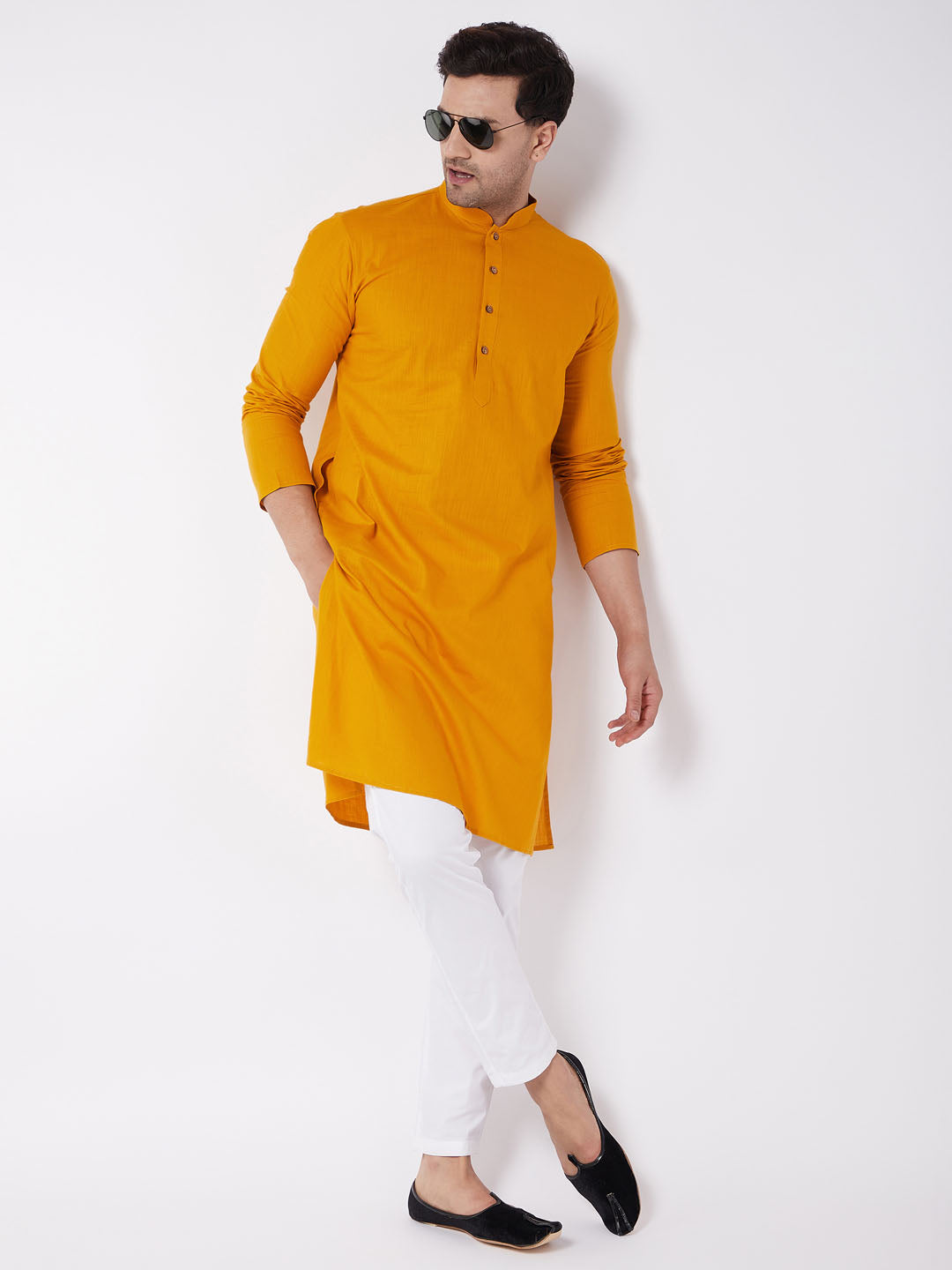 Sarvati Men's Mustard And White Solid Cotton Blend Kurta Pyjama Set