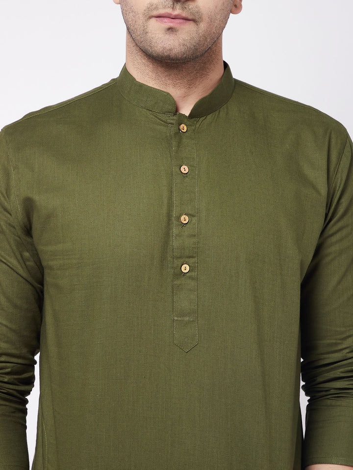 Sarvati Men's Mehendi Green Solid Cotton Blend Kurta And White  Pyjama Set