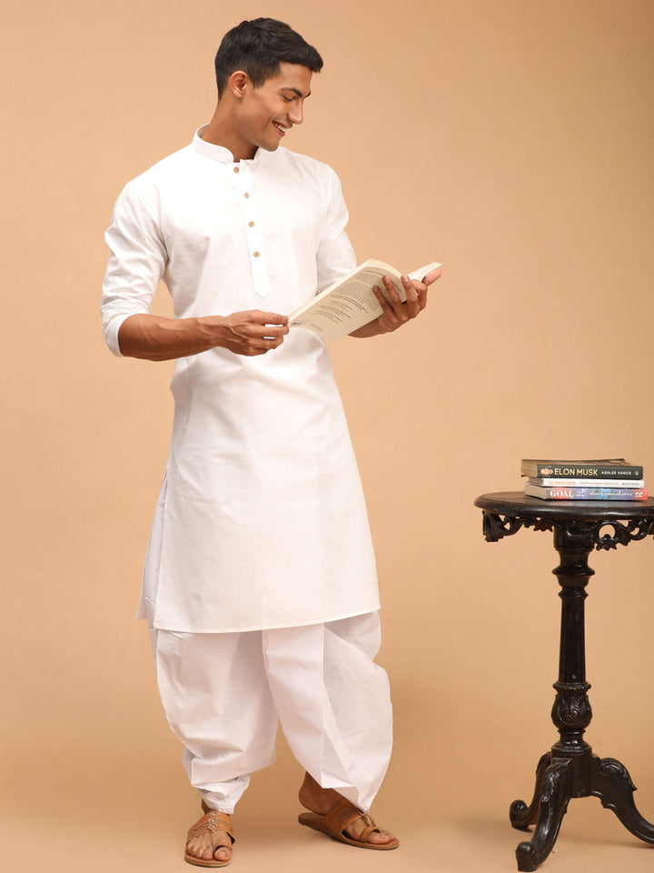 Sarvati Men's White Cotton Kurta With White Solid Dhoti Set