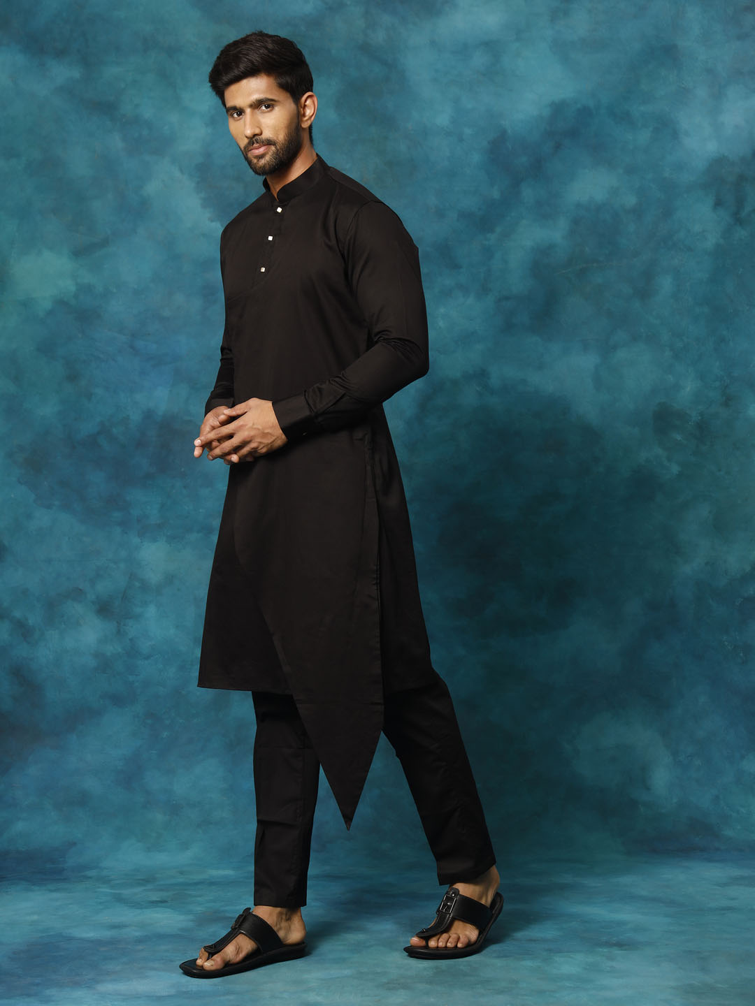 Sarvati Men's Black Cotton Satin Blend Kurta Pyjama Set