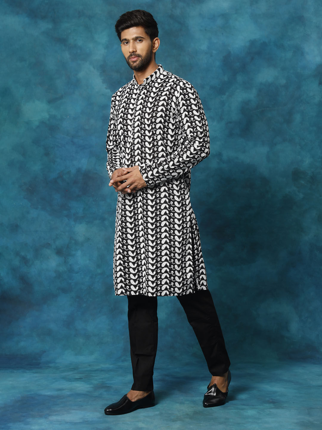 Sarvati Men's Black Pure Cotton Chikankari Kurta Pyjama Set