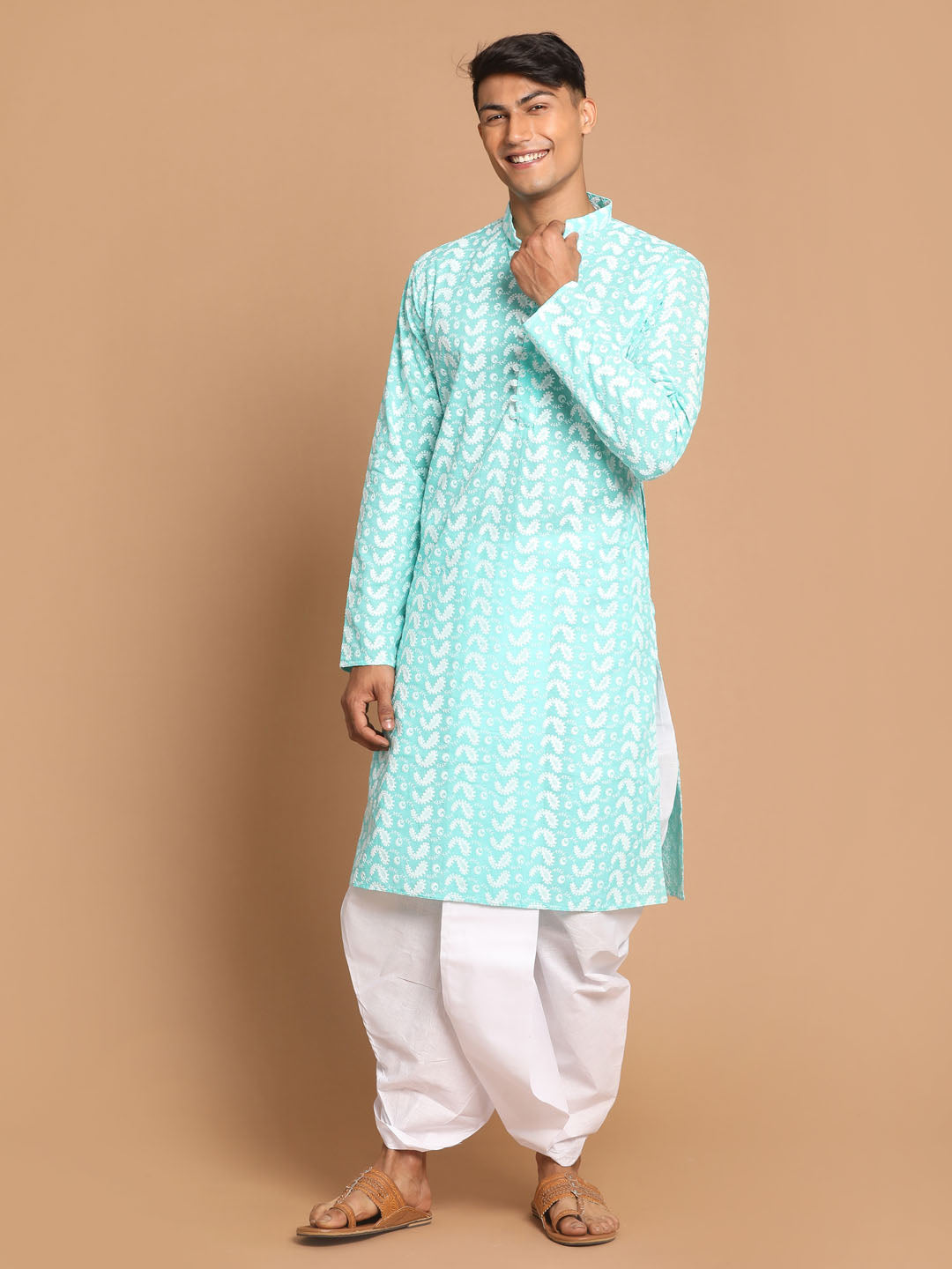 Sarvati Men's Green Pure Cotton Chikankari Kurta With Dhoti set