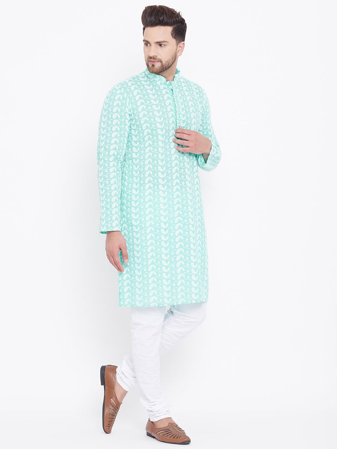 Sarvati Men's Green Pure Cotton Chikankari Kurta Pyjama Set