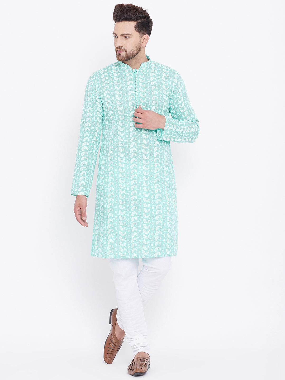 Sarvati Men's Green Pure Cotton Chikankari Kurta Pyjama Set