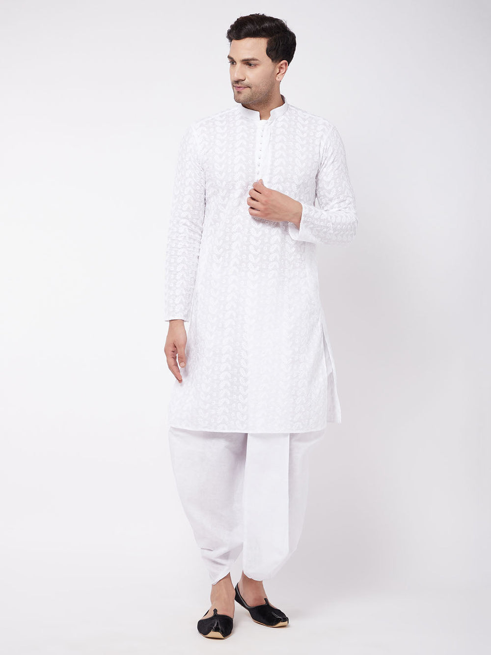 Sarvati Men's White Pure Cotton Chikankari Kurta With Dhoti Set