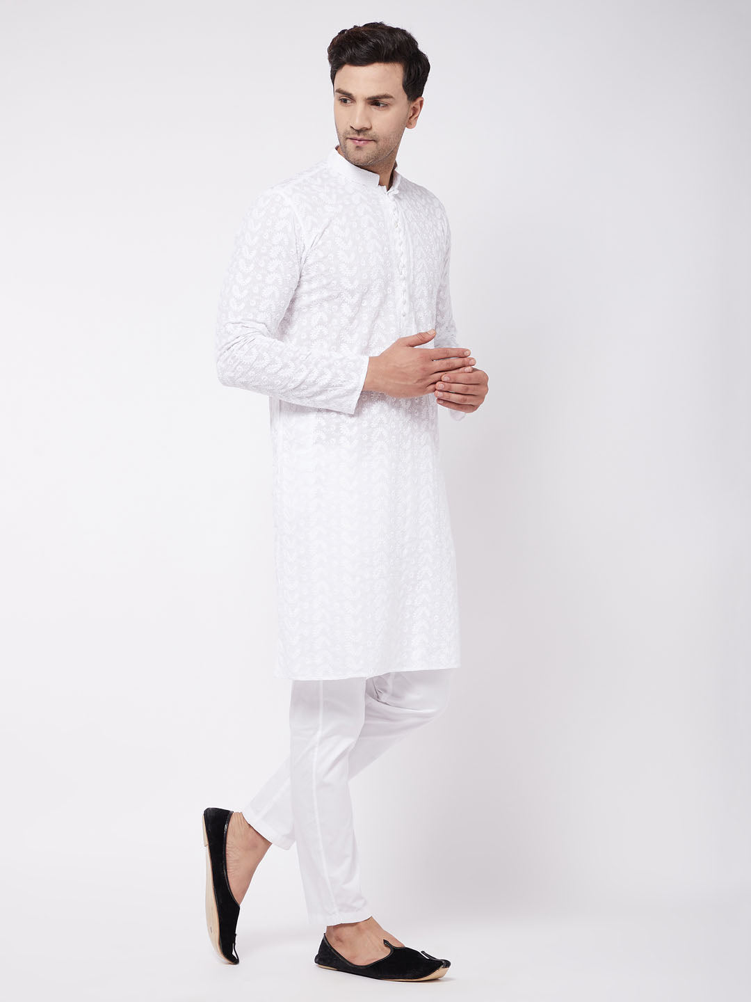 Sarvati Men's White Pure Cotton Chikankari Kurta With Pant Set