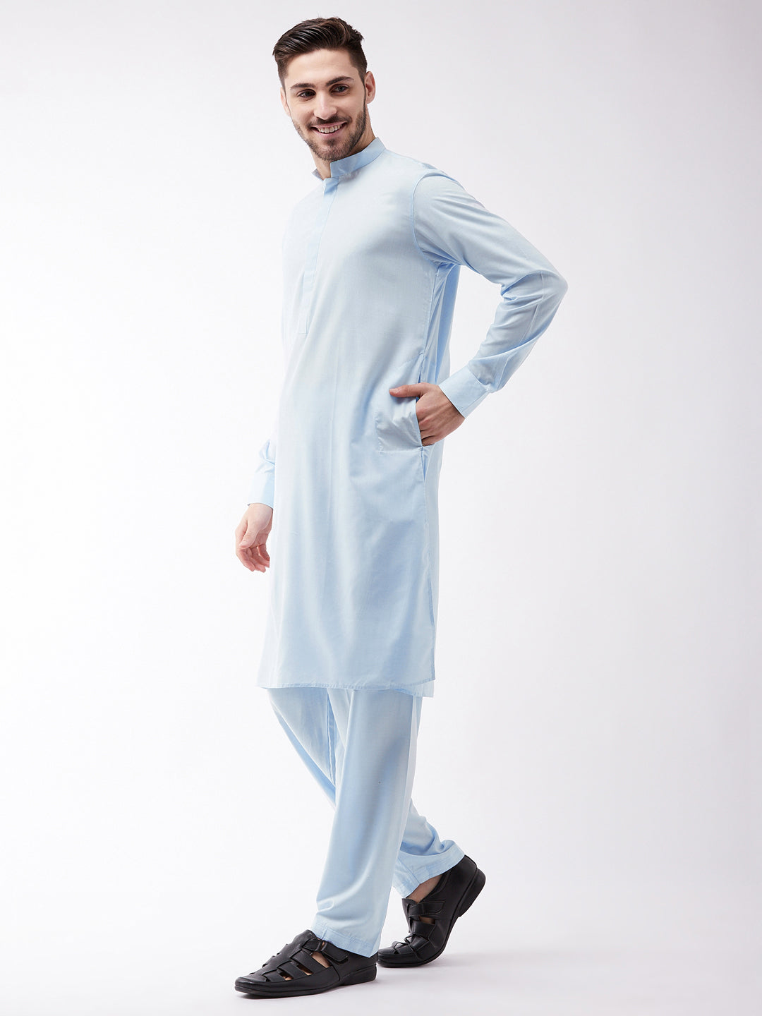 Sarvati Men's Blue Cotton Blend Kurta and Pyjama Set