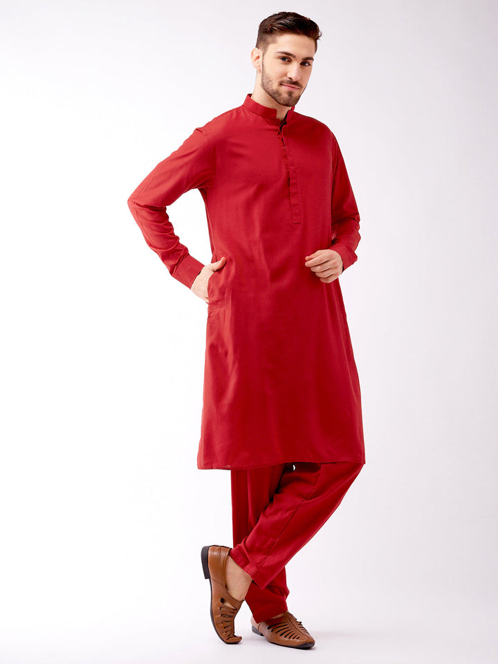 Sarvati Men's Maroon Cotton Blend Kurta and Pyjama Set