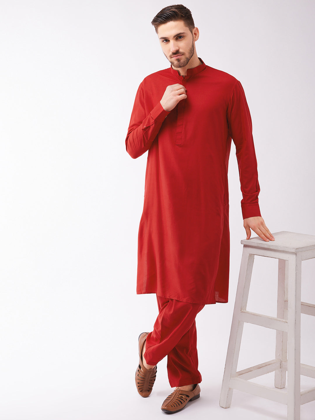 Sarvati Men's Maroon Cotton Blend Kurta and Pyjama Set