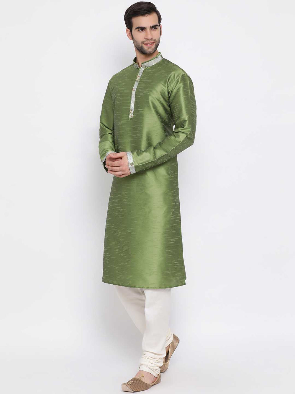 Sarvati Men's Green Silk Kurta Pyjama Set