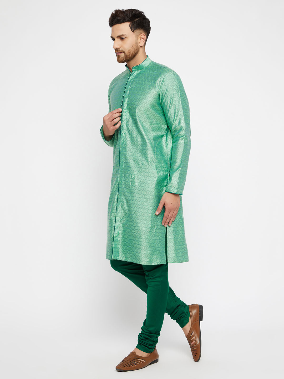 Sarvati Men's Green Silk Blend Kurta Pyjama Set