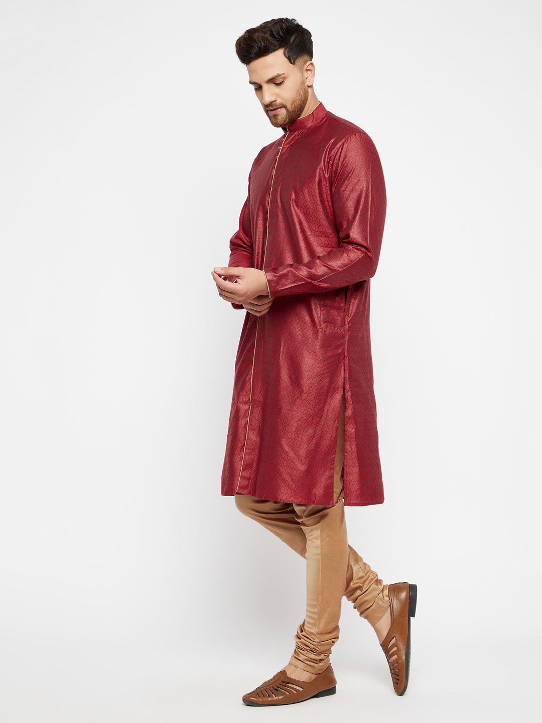 Sarvati Men's Maroon And Rose Gold Silk Blend Kurta Pyjama Set