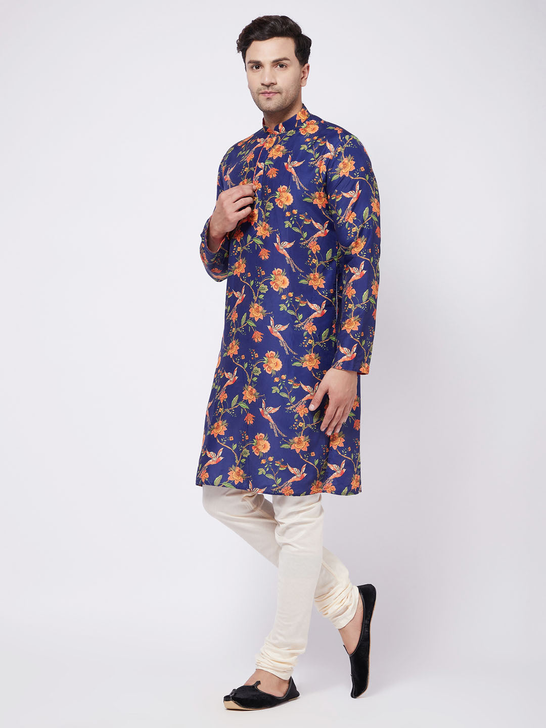 Sarvati Men's Floral Printed Muslin Blend Kurta Pyjama Set