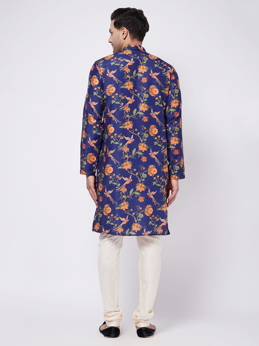 Sarvati Men's Floral Printed Muslin Blend Kurta Pyjama Set