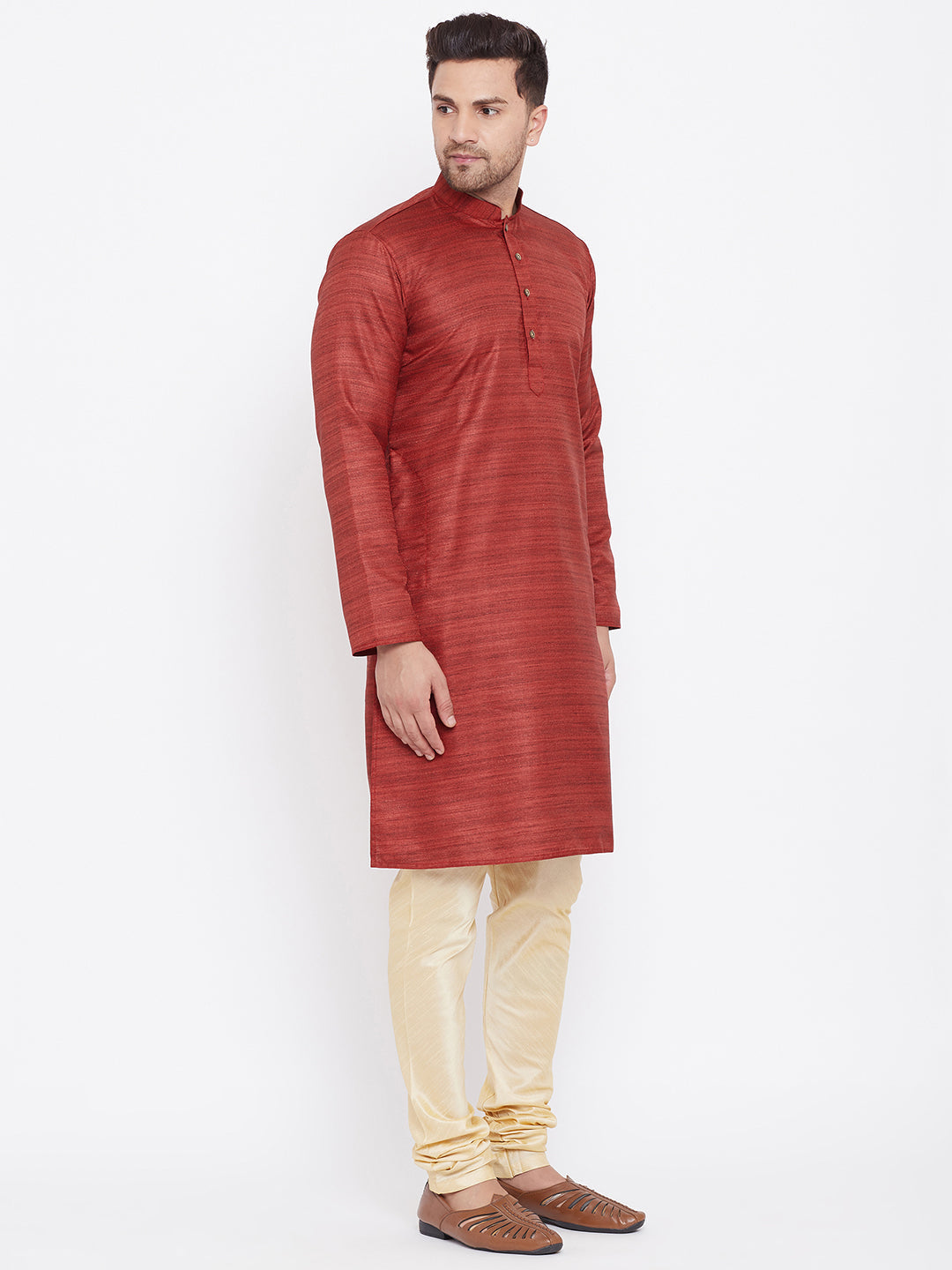 Sarvati Men's Maroon And Gold Silk Blend Kurta Pyjama Set