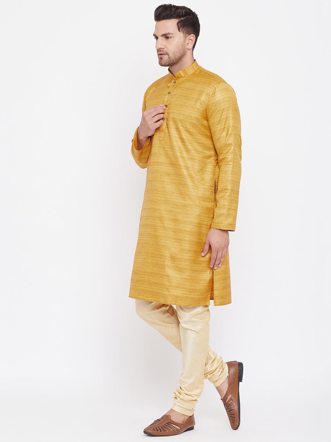 Sarvati Men's Yellow And Gold Silk Blend Kurta Pyjama Set