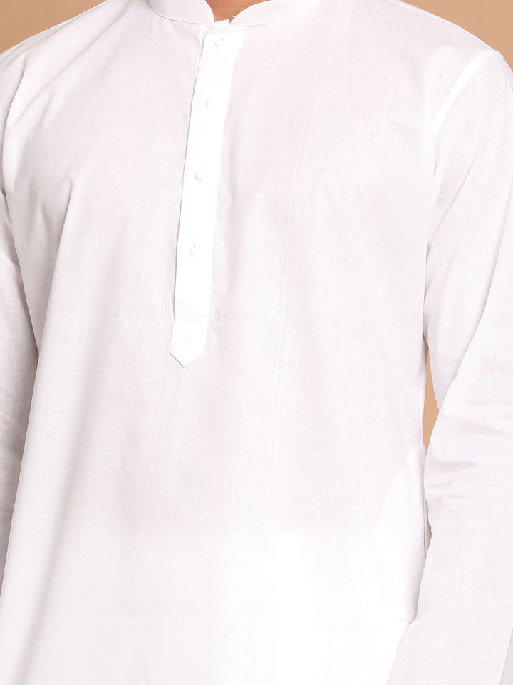 Sarvati Men's White Kurta And Pajama Set