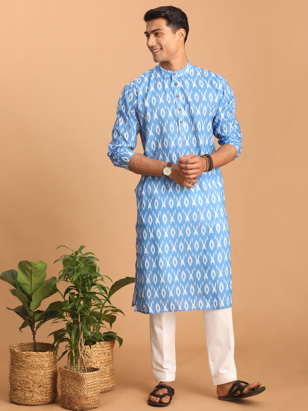 Sarvati Men's Aqua Blue Ikkat Print Cotton Kurta With Pant set