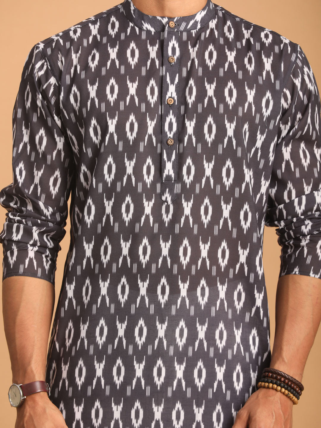 Sarvati Men's Black Ikkat Print Cotton Kurta With Pant set