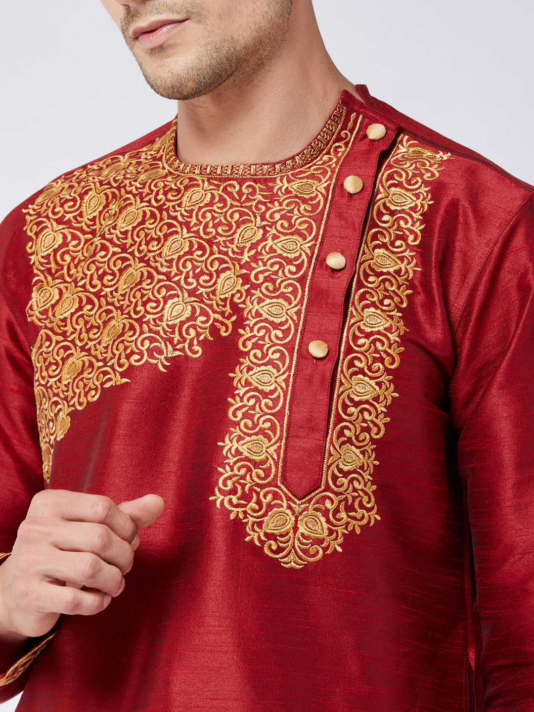 Sarvati Men's Maroon And Gold Silk Blend Kurta and Dhoti Set