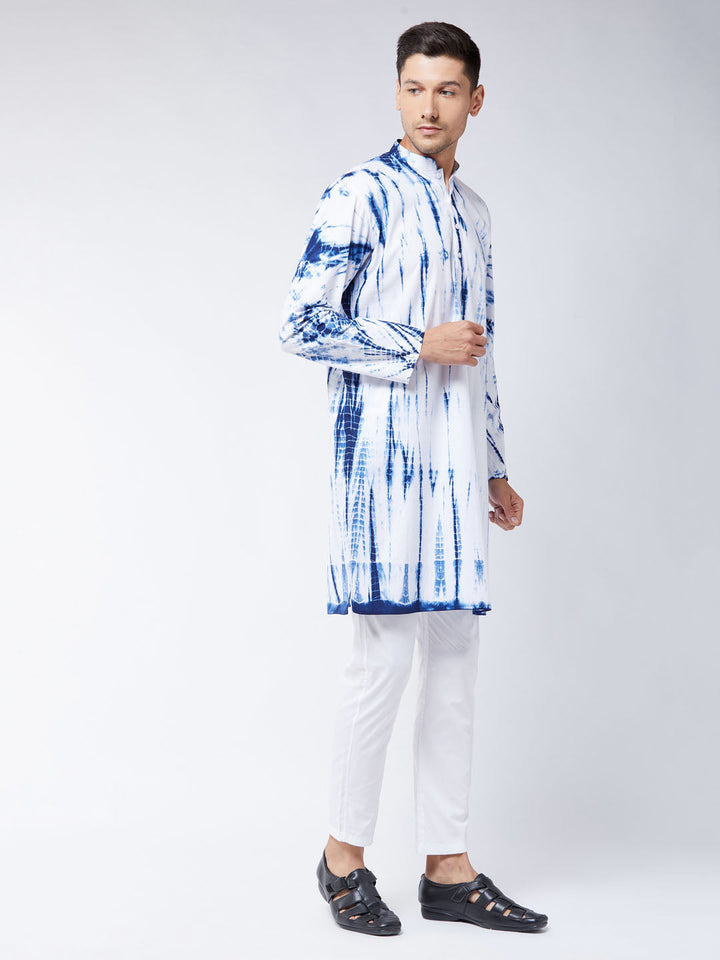 Sarvati Men's Blue And White Cotton Kurta Pyjama Set