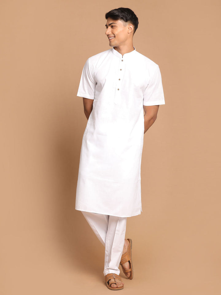 Sarvati Men's White Solid Kurta with Pyjamas