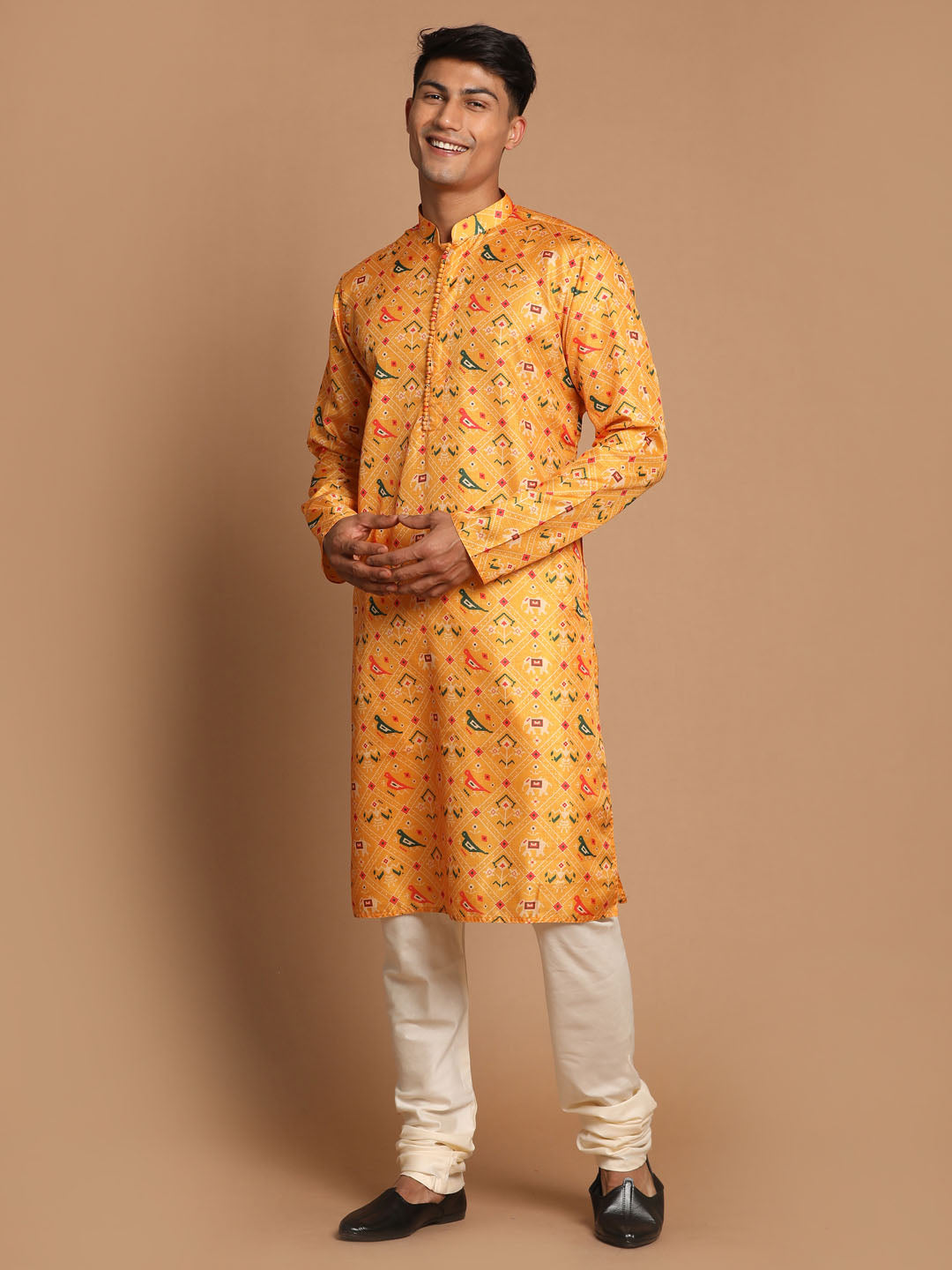 Sarvati Men's Yellow Silk Blend Ethnic Kurta with Cream Pyjamas Set