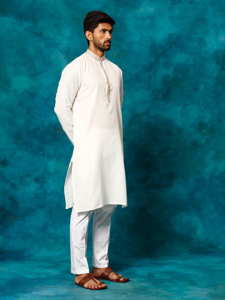 Sarvati Men's Cream And White Cotton Blend Kurta Pyjama Set