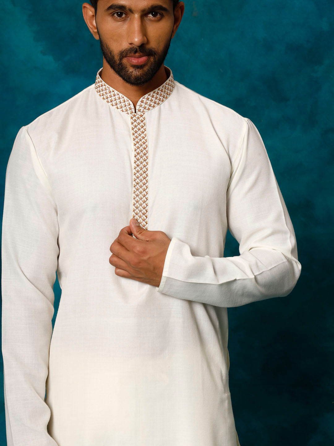 Sarvati Men's Cream Cotton Blend Kurta Pyjama Set