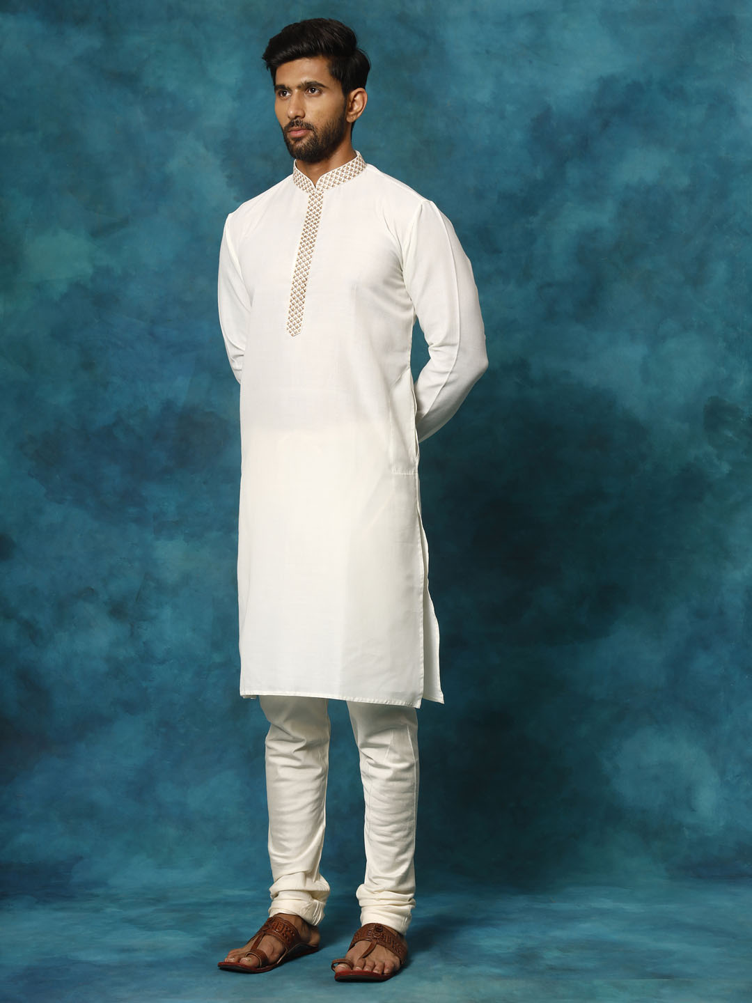 Sarvati Men's Cream Cotton Blend Kurta Pyjama Set