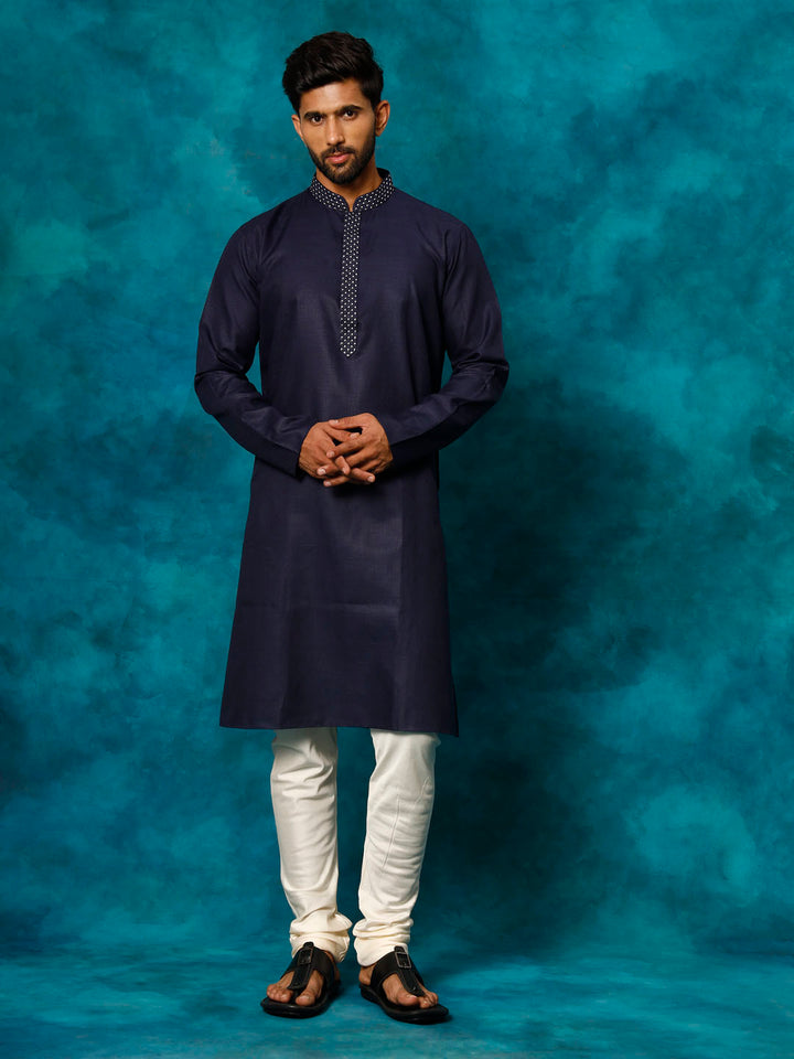 Sarvati Men's Navy Blue And Cream Cotton Blend Kurta Pyjama Set