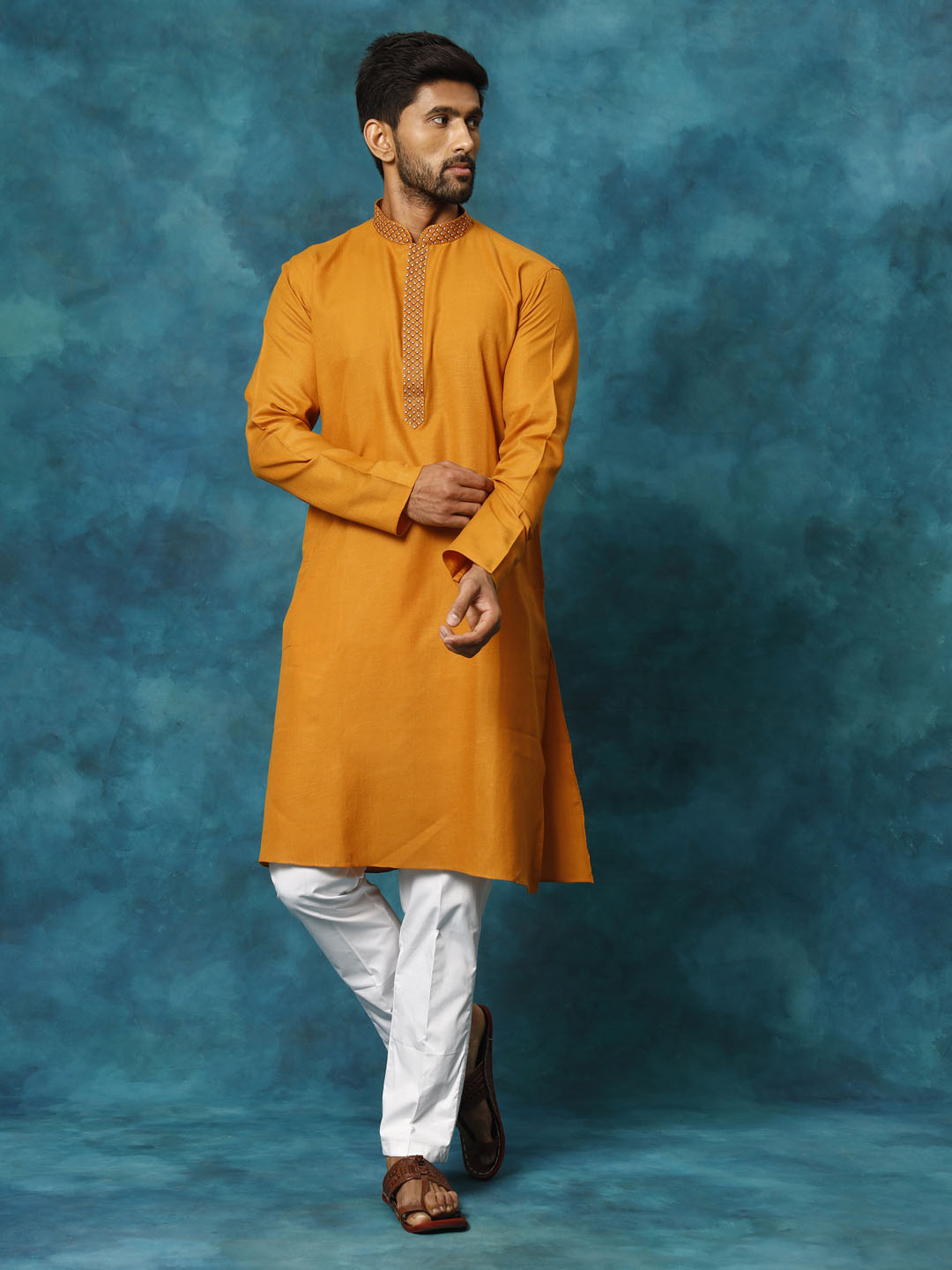 Sarvati Men's Rust And White Cotton Blend Kurta Pyjama Set