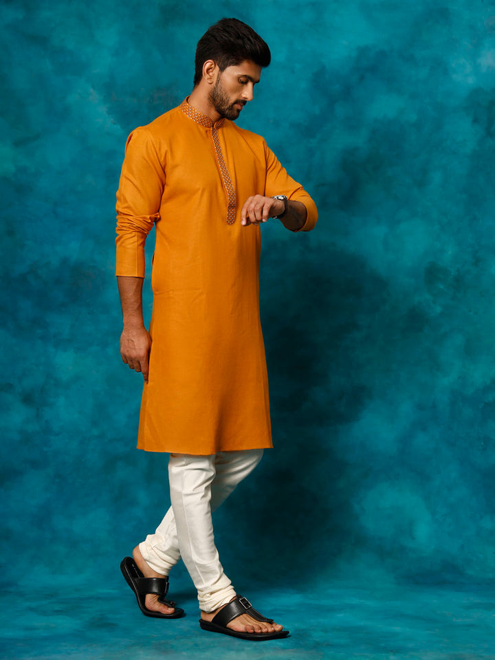 Sarvati Men's Rust And Cream Cotton Blend Kurta Pyjama Set