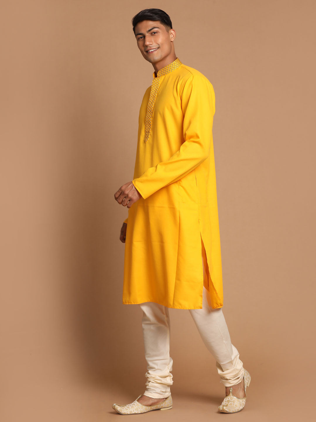 Sarvati Men's Yellow And Cream Solid Kurta With Pyjama Set