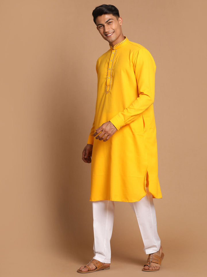 Sarvati Men's Yellow And White Cotton Blend Kurta With Pant Set