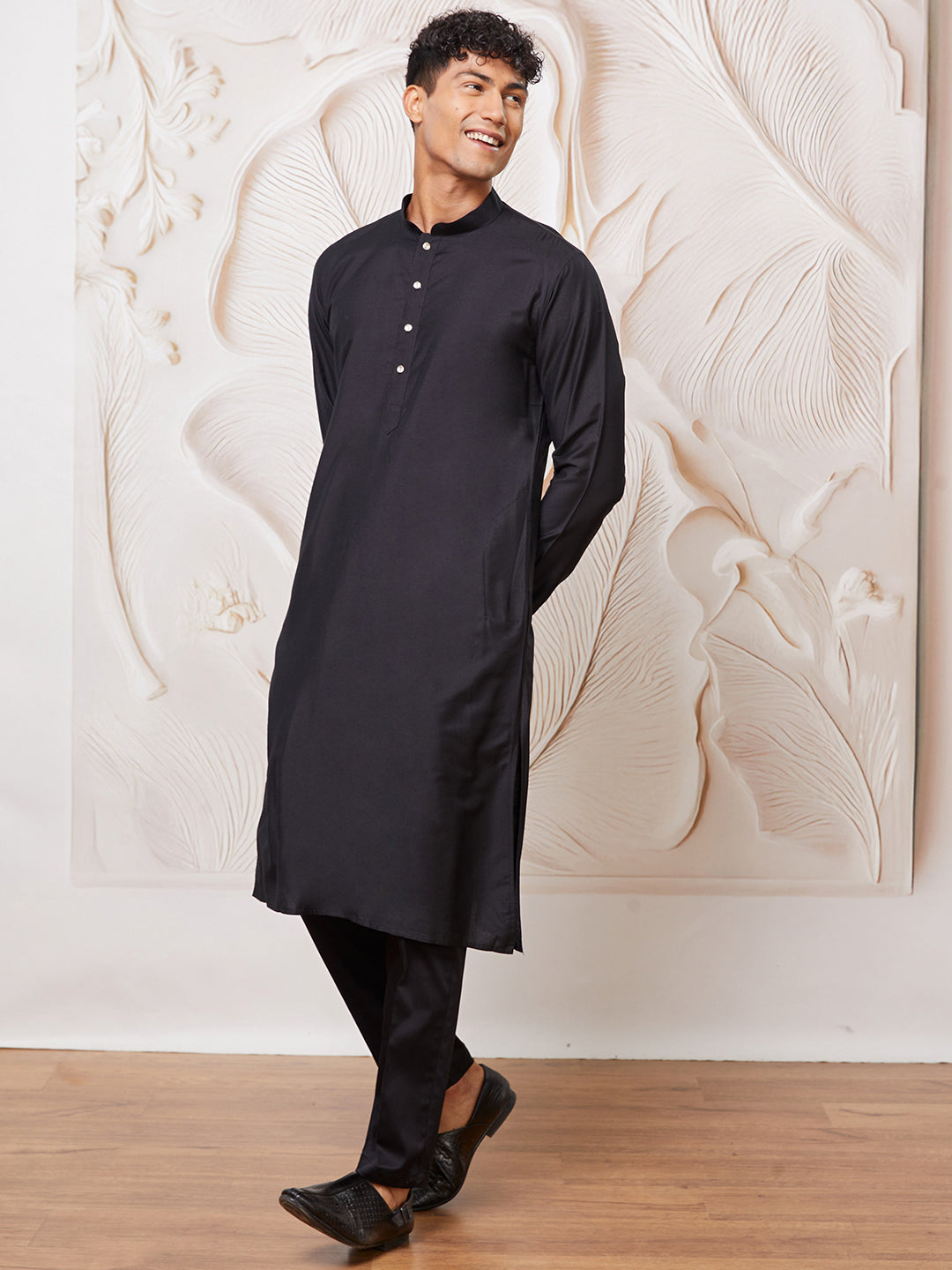 Men's Black Viscose Kurta And Pyjama Set