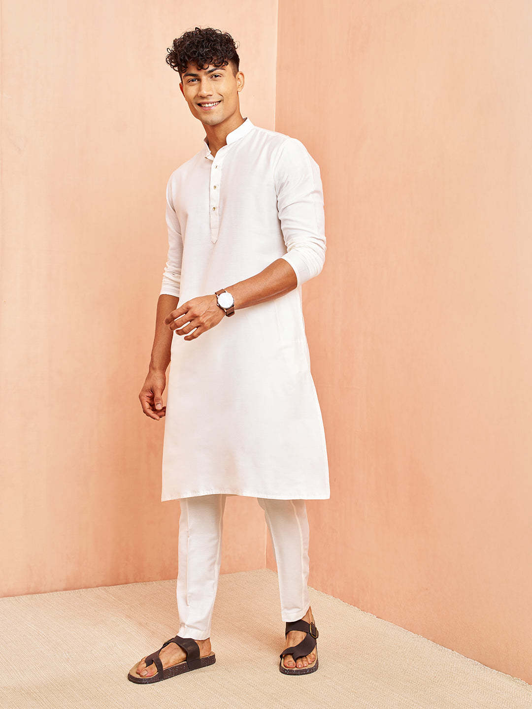 Men's White Viscose Kurta Long Sleeve Mandarin Collar Festive Wear