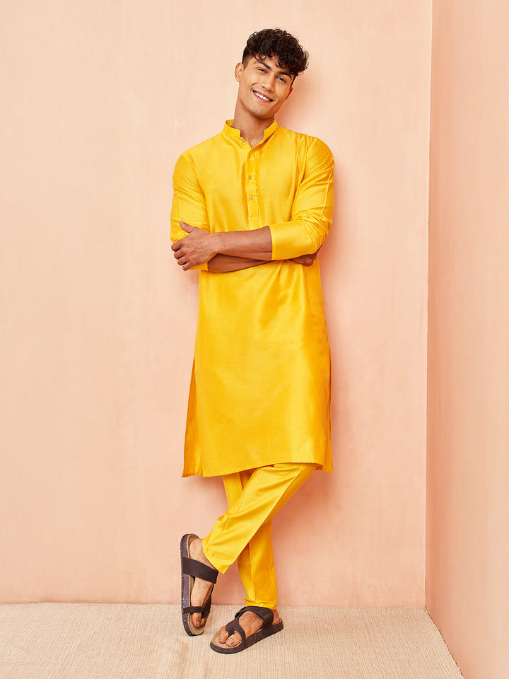 Men's Yellow Viscose Kurta Long Sleeve Mandarin Collar Festive Wear