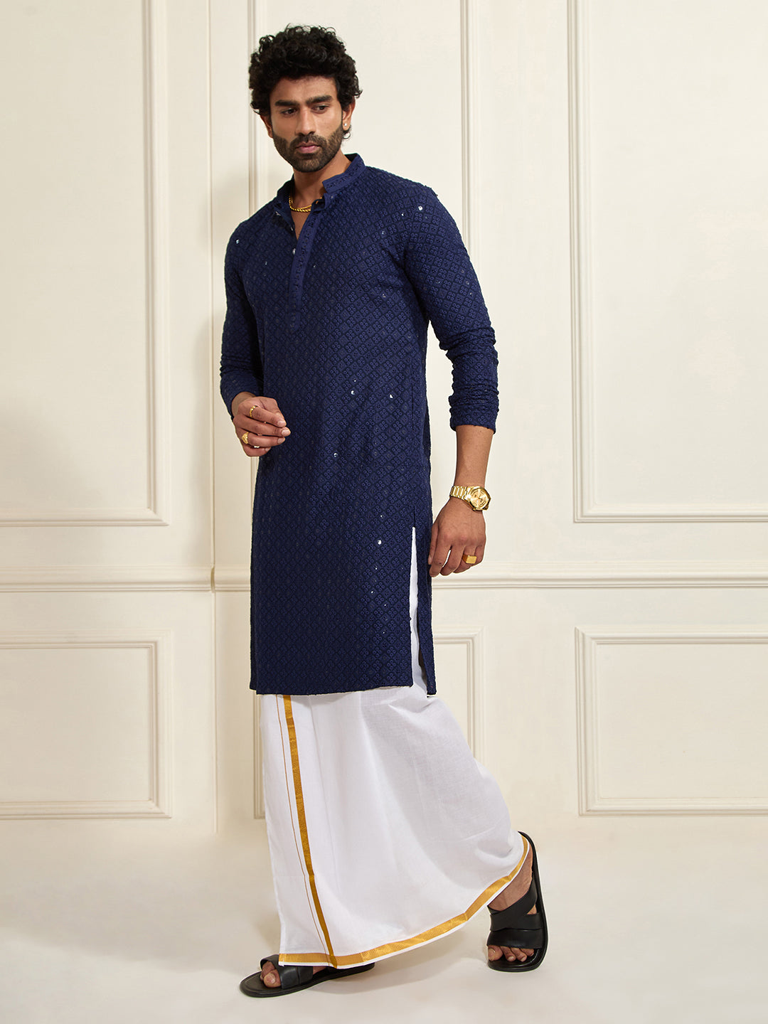 Sarvati Men's Navy Blue Rayon Cotton Kurta And Mundu Set